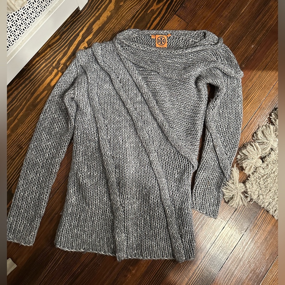 Tory Burch Off-the-Shoulder Gray Sweater